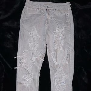 American Eagle mom jean